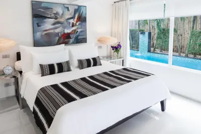 Suite de 1 dormitorio con acceso a la piscina — BYD Lofts - Boutique Hotel & Serviced Apartments - Patong Beach, Phuket